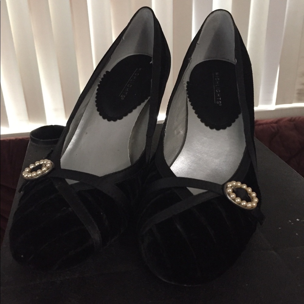 Black velvet heels